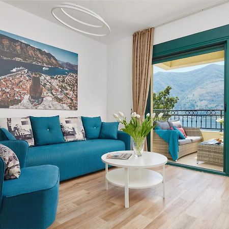 Iva'S Sea View Balcony Lägenhet Kotor Exteriör bild