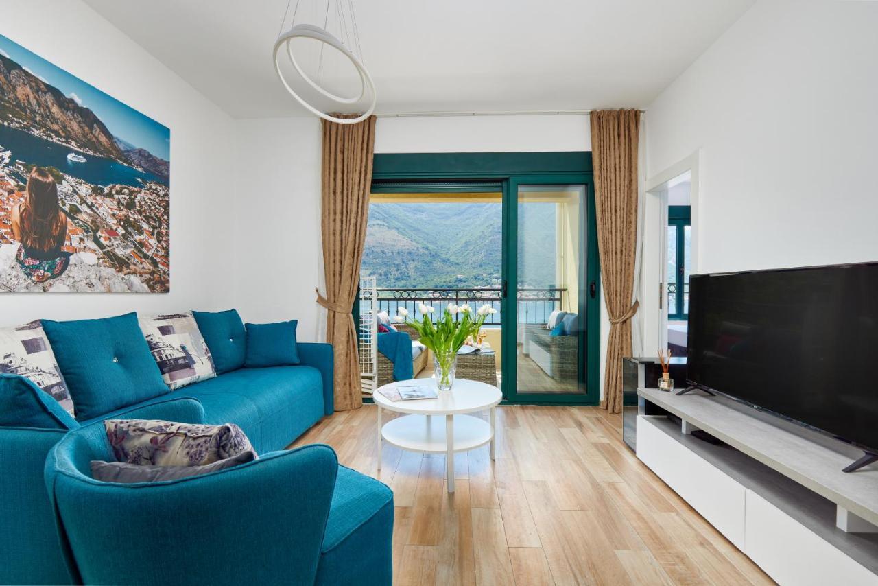 Iva'S Sea View Balcony Lägenhet Kotor Exteriör bild